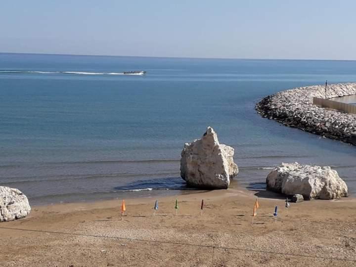 La Scogliera Ξενοδοχείο Rodi Garganico Εξωτερικό φωτογραφία